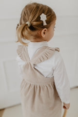 Cordkleid mit Rüschenträgern