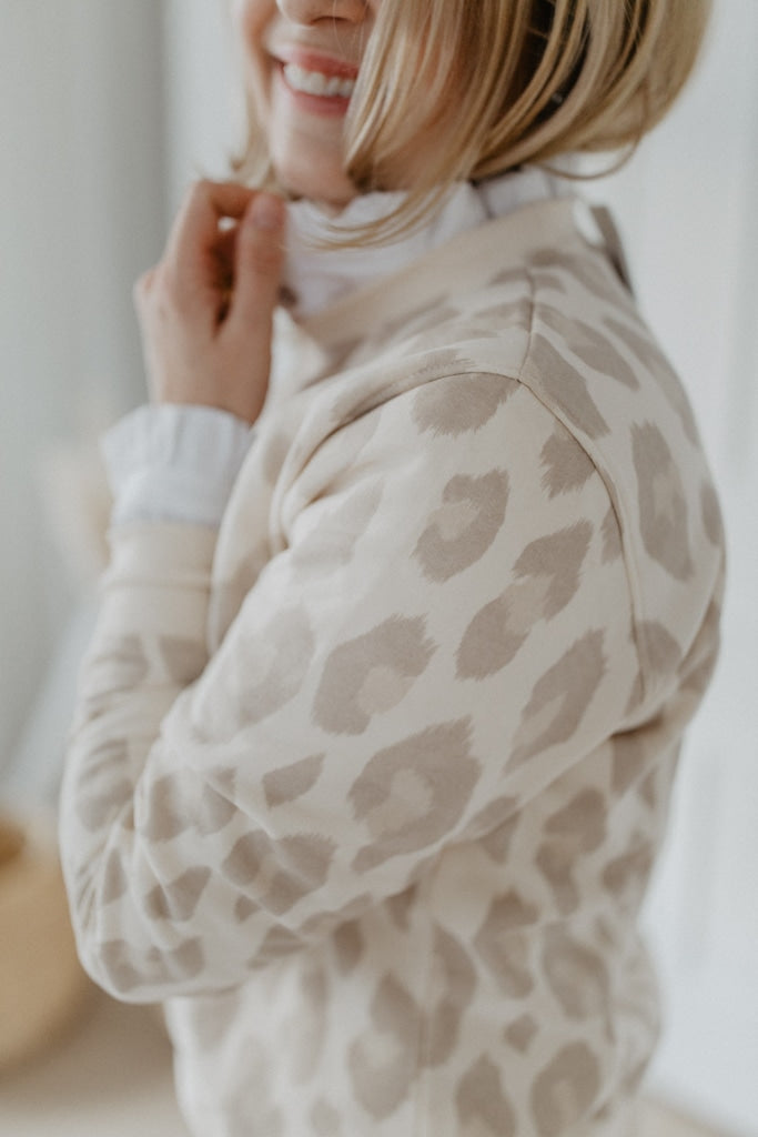 Mini-Me Sweatshirt 'Leoprint' für Frauen