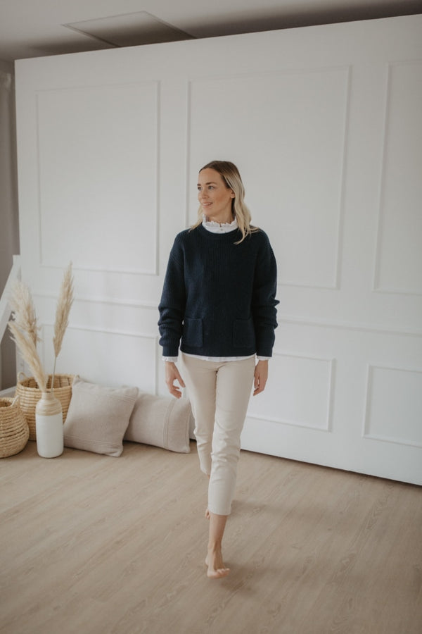 Premium Knitwear: Mini-Me Pullover Navy Für Frauen Hw 23/24