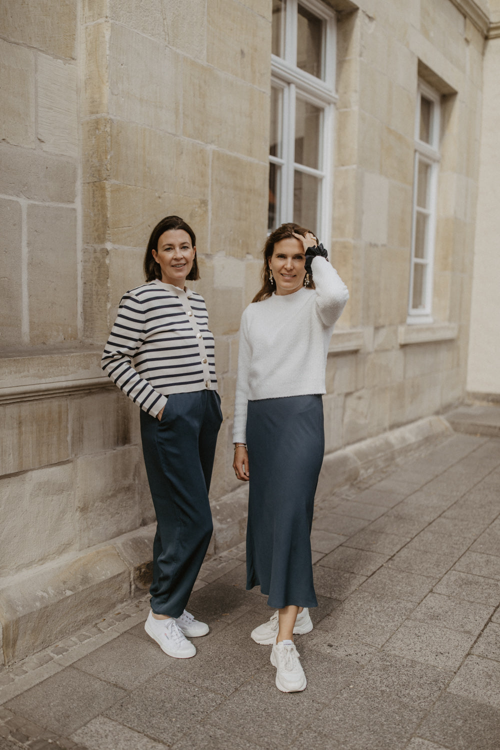 Midi-Rock „Navy“ mit hoher Taille