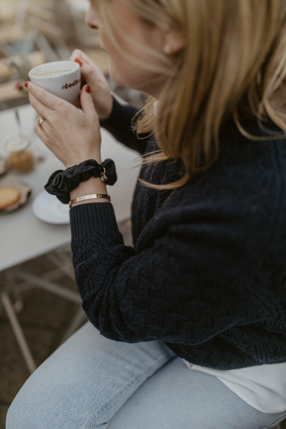 Scrunchie aus weichem Stoff in "Navy"