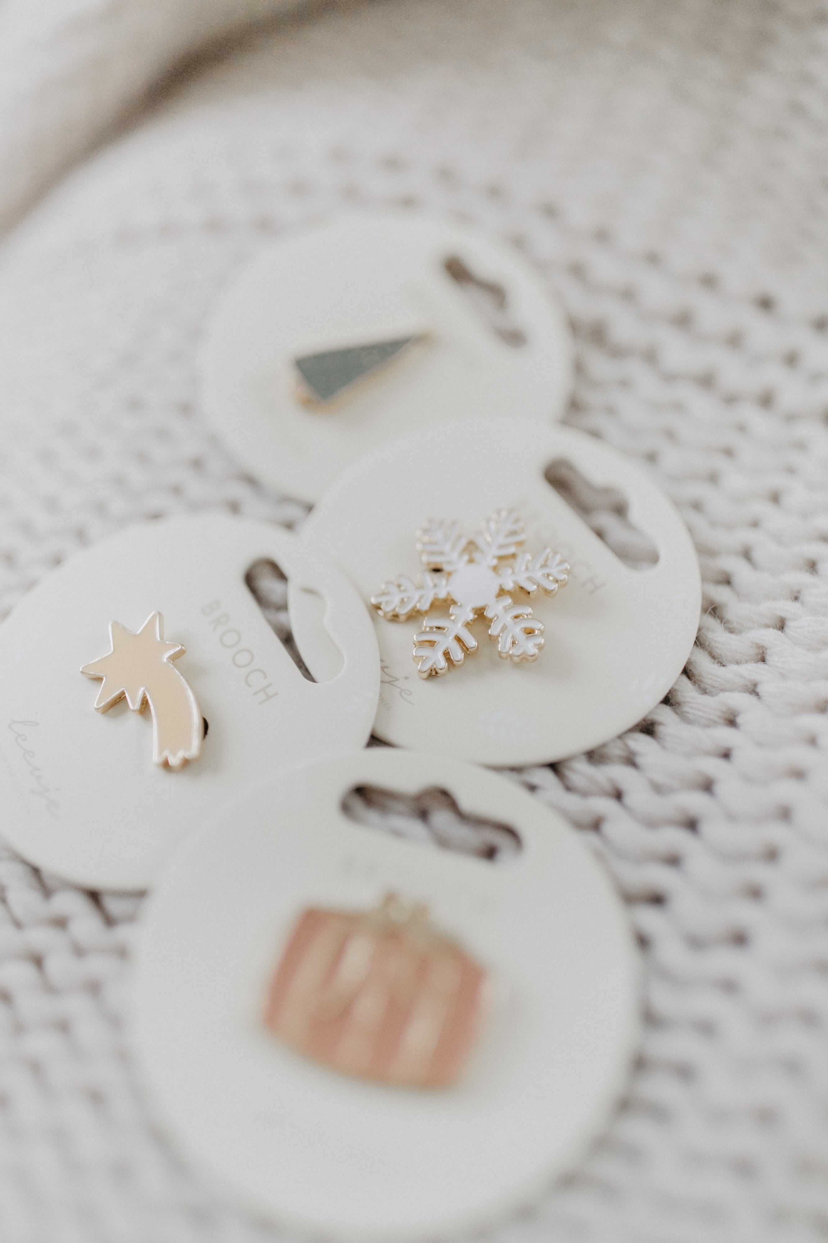Brosche 'snowflake'
