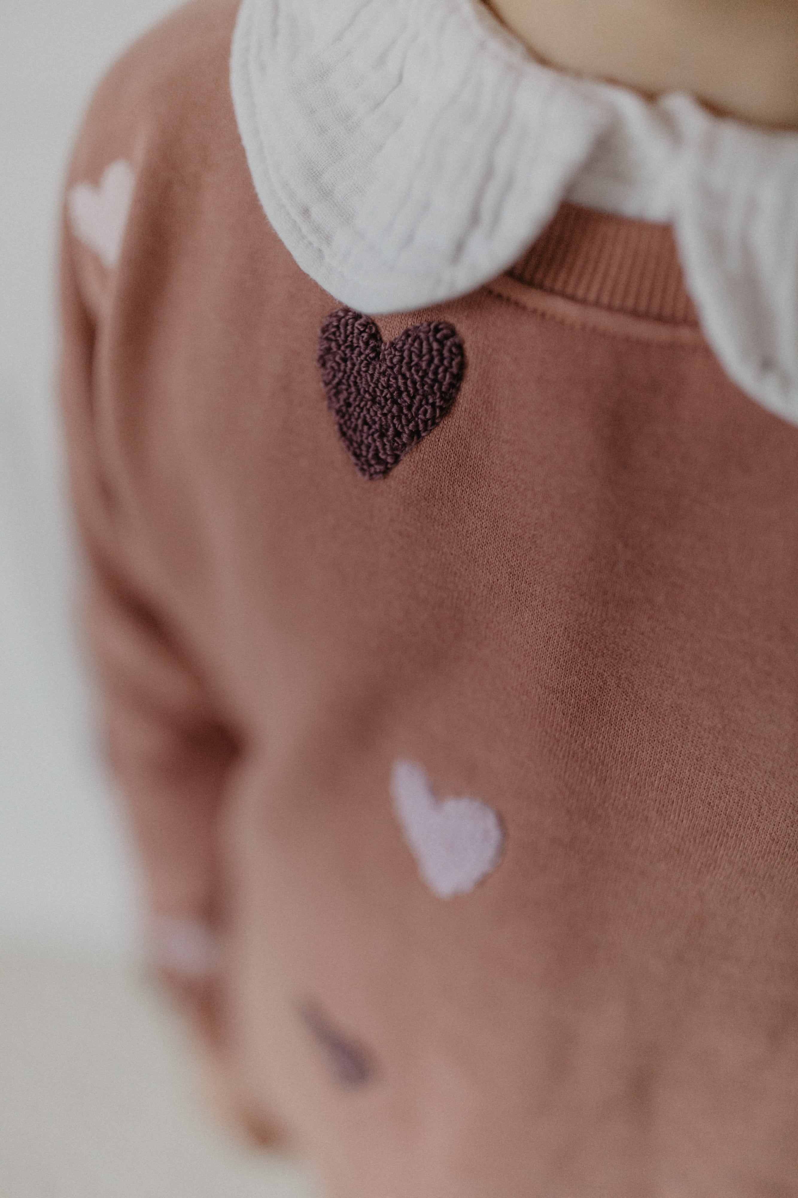 Oversized Sweatshirt 'terry hearts' in light burgundy