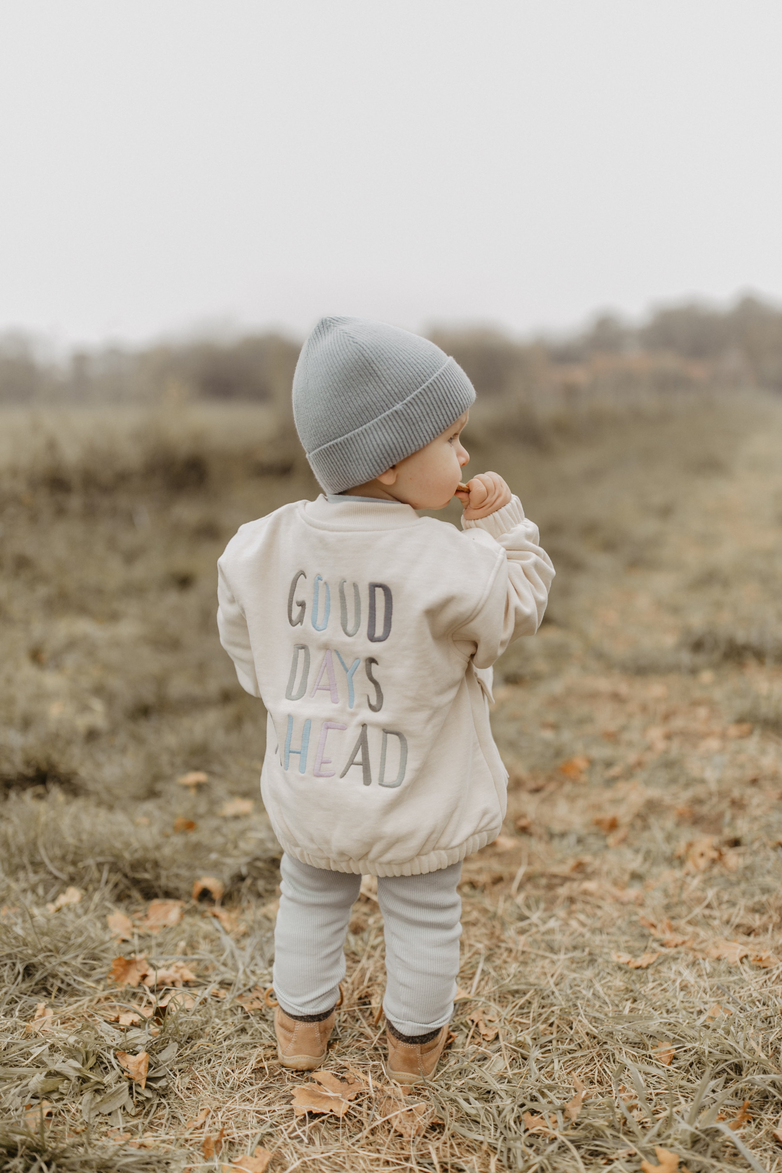 Unisex Sweatjacke 'good days ahead' mit Backprint