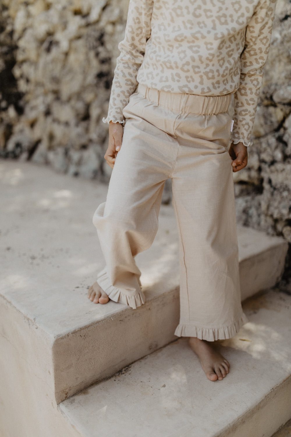 Wide Frill Hem Trousers in Linen Optic 'Cappucino'
